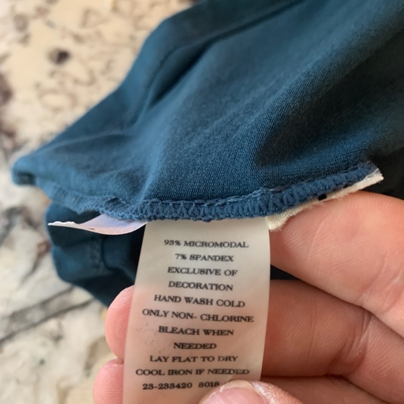 Ann Taylor dark teal  ruffle front tank. Worn once - Picture 5 of 6